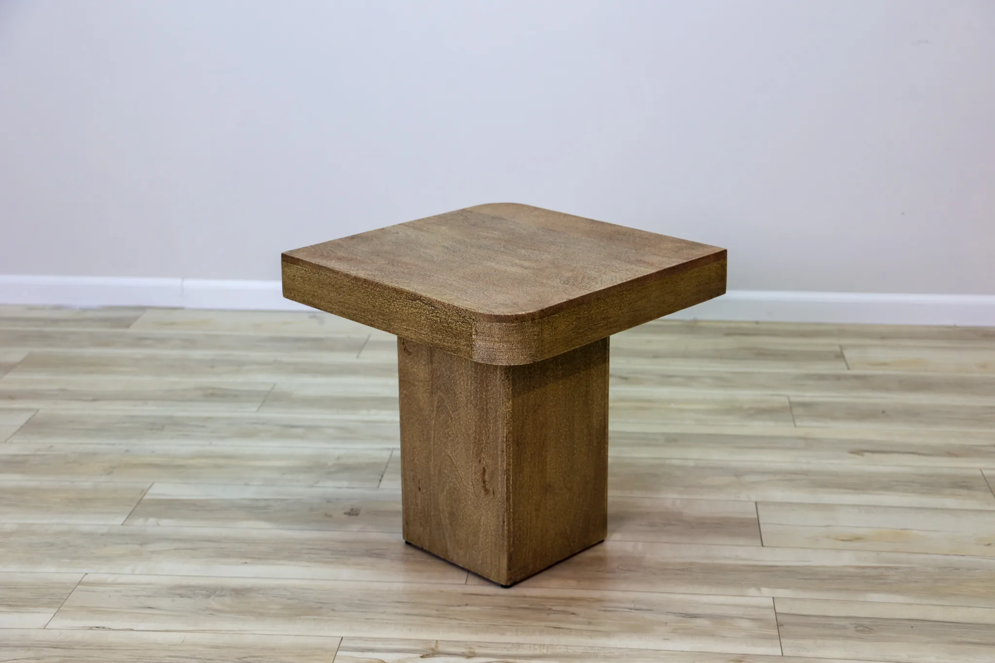 Augustine Accent Table