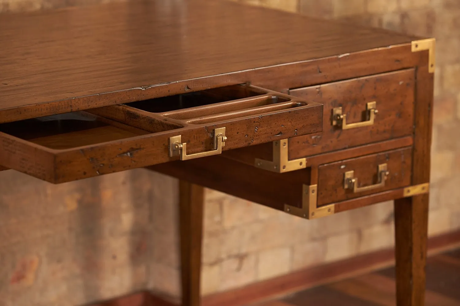 Balmoral Desk - Cognac