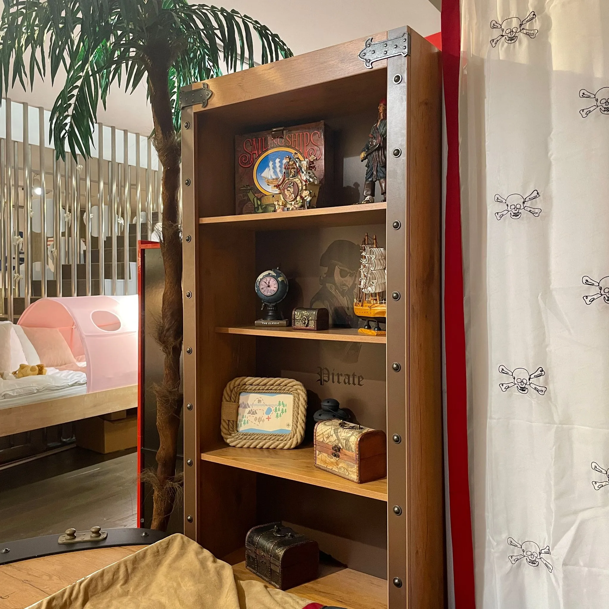 Cilek Pirate Theme Bedroom Set (Display)