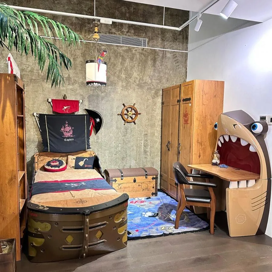 Cilek Pirate Theme Bedroom Set (Display)