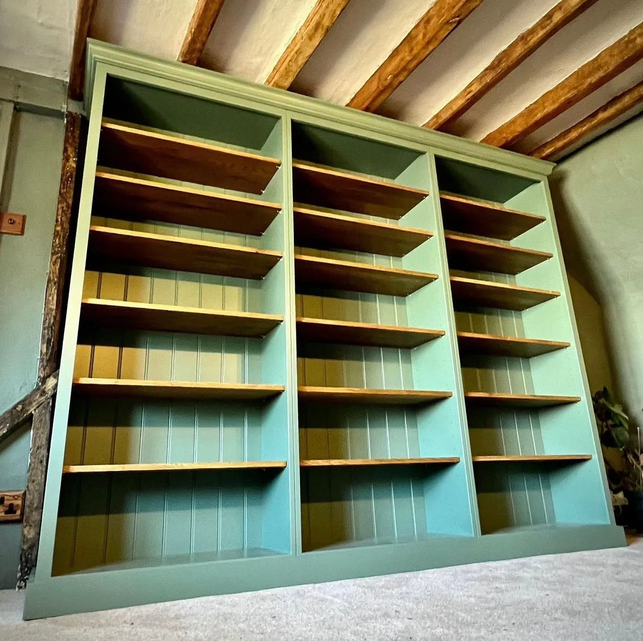 Oak Shelving Bookcase