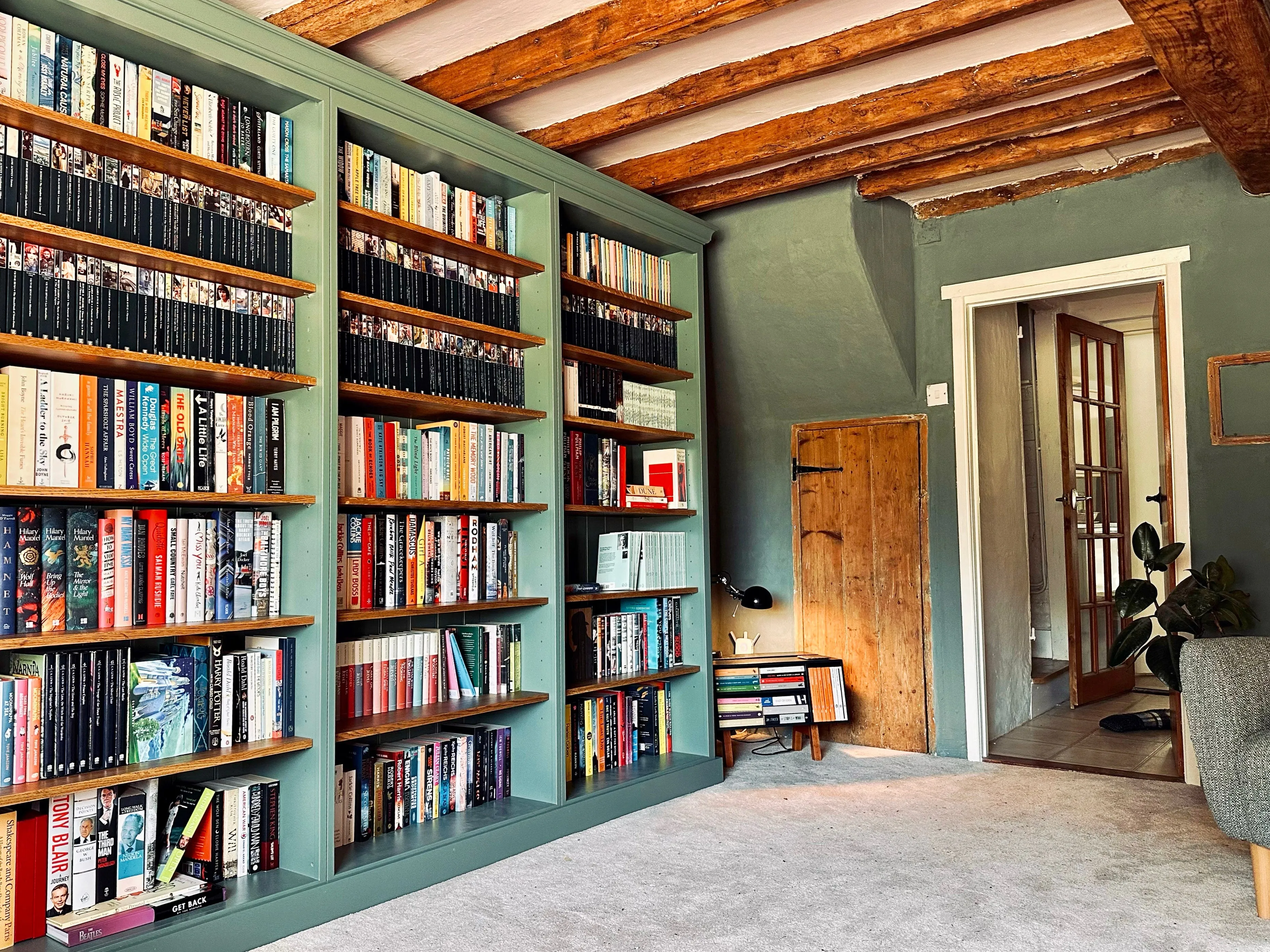 Oak Shelving Bookcase